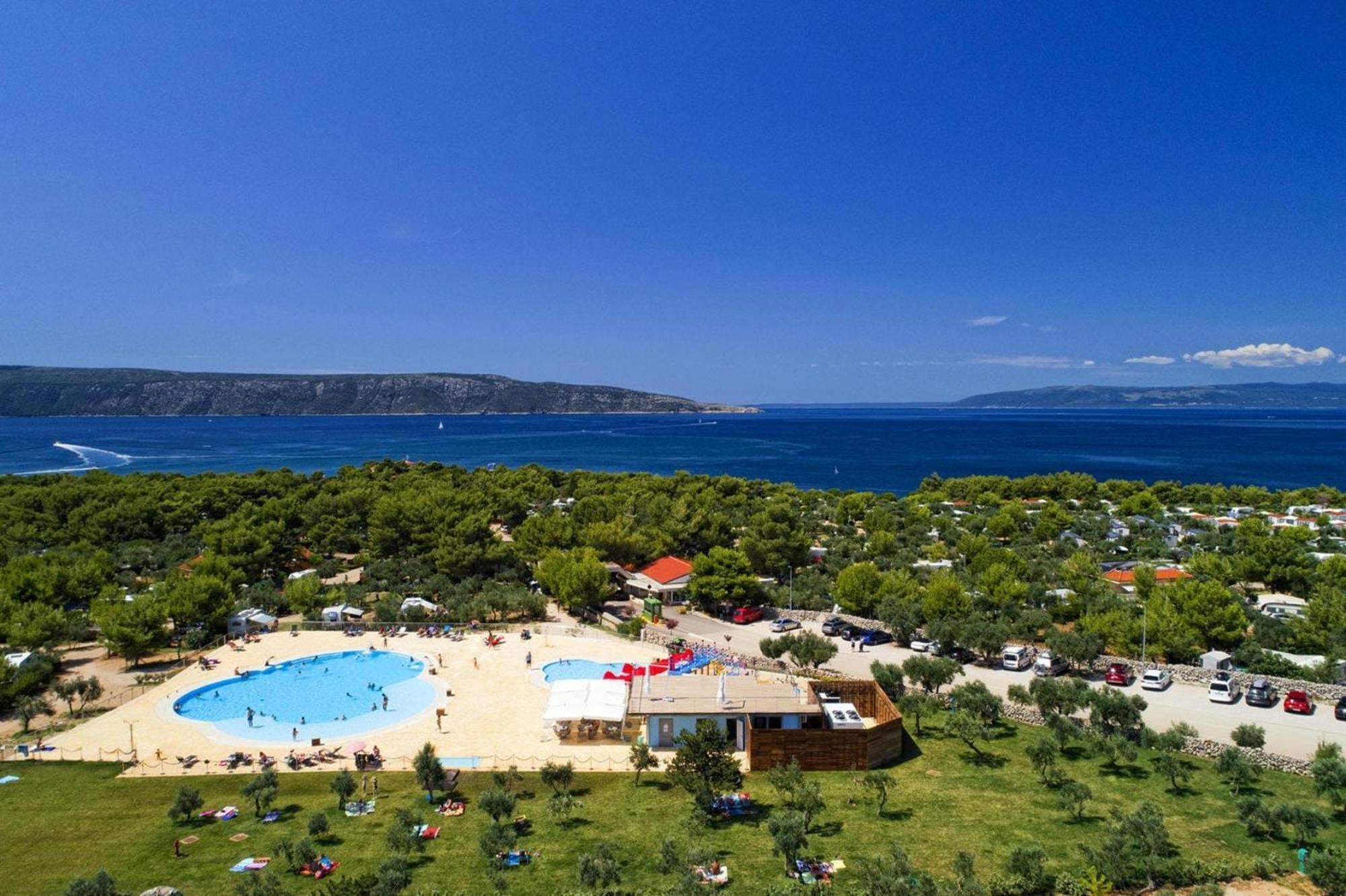 Mobile Homes In Camp Kovacine, Cres, With Long Pebble Beach Esterno foto